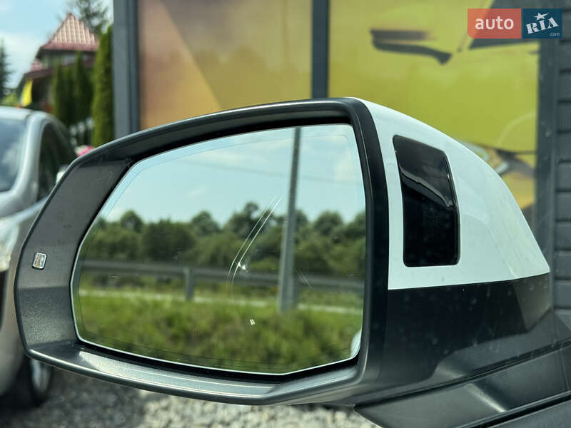 Позашляховик / Кросовер Audi Q5 2020 в Стрию