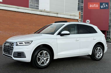 Внедорожник / Кроссовер Audi Q5 2019 в 