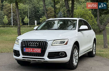Внедорожник / Кроссовер Audi Q5 2012 в 