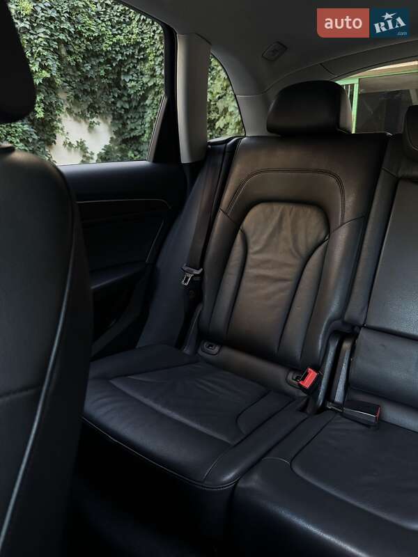 Позашляховик / Кросовер Audi Q5 2015 в Болграді