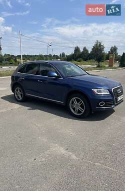 Внедорожник / Кроссовер Audi Q5 2015 в 
