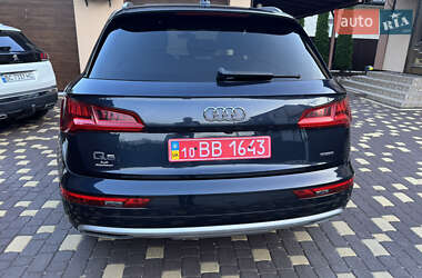 Позашляховик / Кросовер Audi Q5 2019 в 