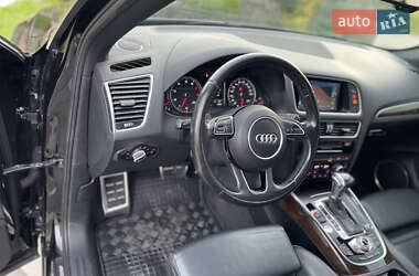 Позашляховик / Кросовер Audi Q5 2016 в 