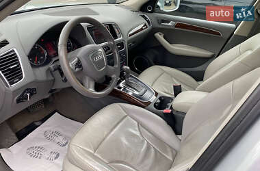 Внедорожник / Кроссовер Audi Q5 2012 в 