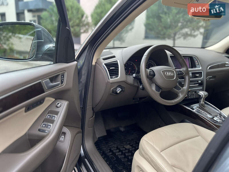Позашляховик / Кросовер Audi Q5 2013 в Рівному