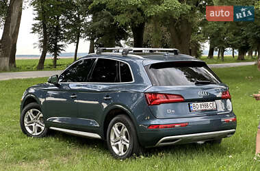Внедорожник / Кроссовер Audi Q5 2017 в 