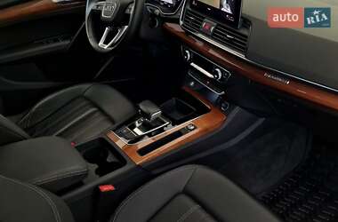 Внедорожник / Кроссовер Audi Q5 2022 в 