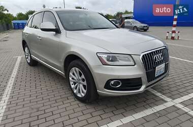 Внедорожник / Кроссовер Audi Q5 2012 в 