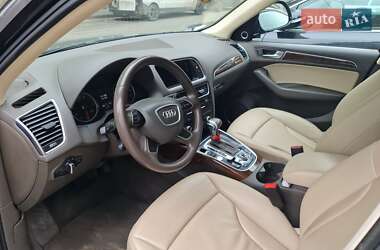 Внедорожник / Кроссовер Audi Q5 2016 в 