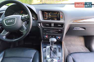 Внедорожник / Кроссовер Audi Q5 2015 в 