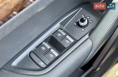 Внедорожник / Кроссовер Audi Q5 2017 в 