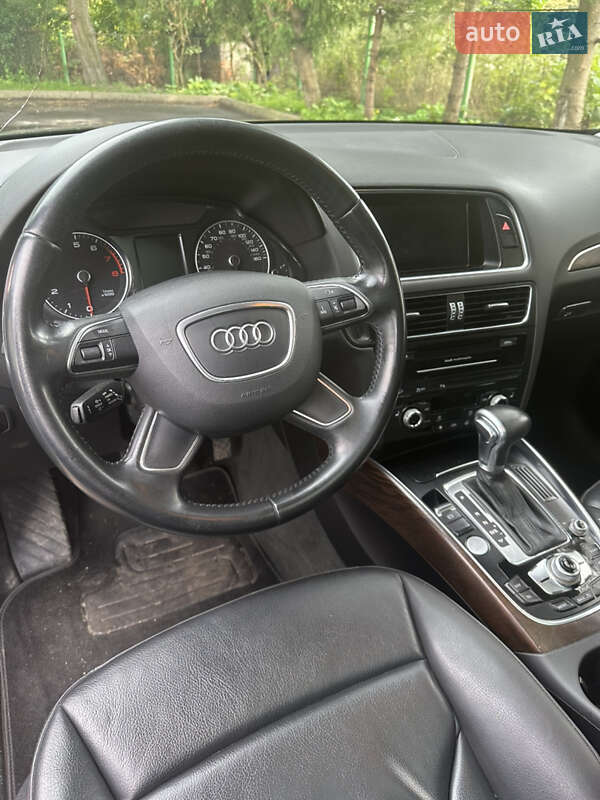 Позашляховик / Кросовер Audi Q5 2014 в Сколе