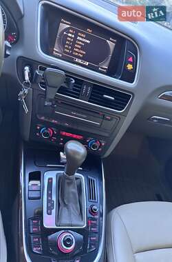Внедорожник / Кроссовер Audi Q5 2011 в 
