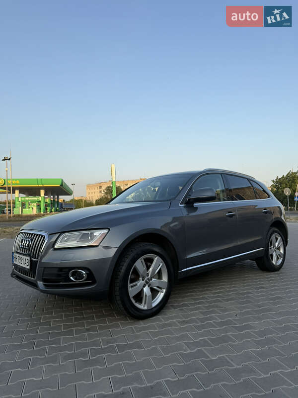 Позашляховик / Кросовер Audi Q5 2016 в Вознесенську