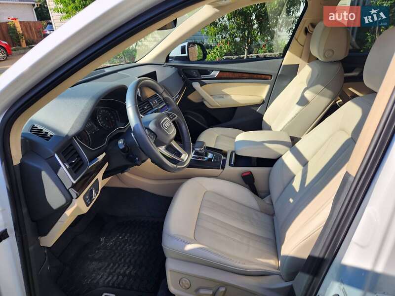 Внедорожник / Кроссовер Audi Q5 2019 в Коростене фото 17 Внедорожник / Кроссовер Audi Q5 2019 в Коростене