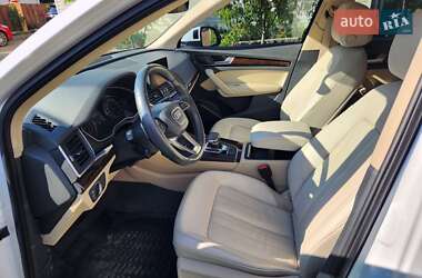 Внедорожник / Кроссовер Audi Q5 2019 в 