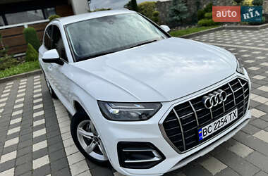 Внедорожник / Кроссовер Audi Q5 2020 в 
