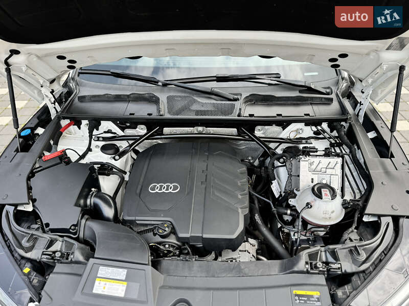 Внедорожник / Кроссовер Audi Q5 2020 в Стрые