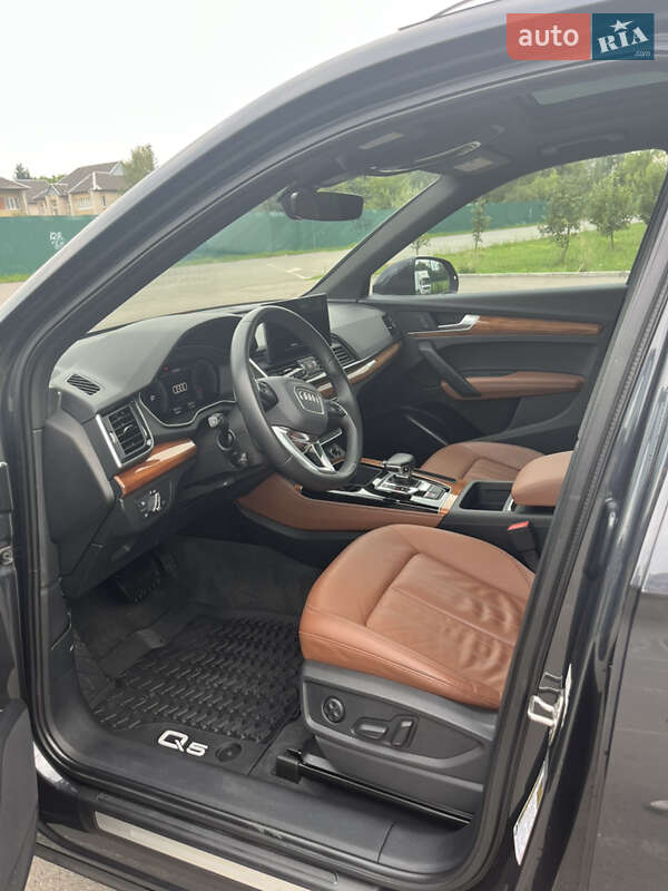Внедорожник / Кроссовер Audi Q5 2021 в Ивано-Франковске