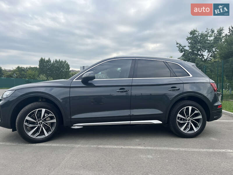 Внедорожник / Кроссовер Audi Q5 2021 в Ивано-Франковске
