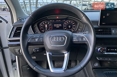 Внедорожник / Кроссовер Audi Q5 2019 в 