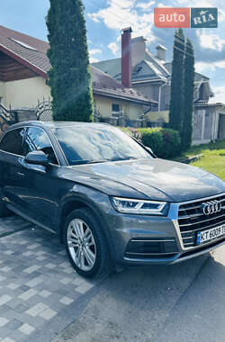 Внедорожник / Кроссовер Audi Q5 2017 в 