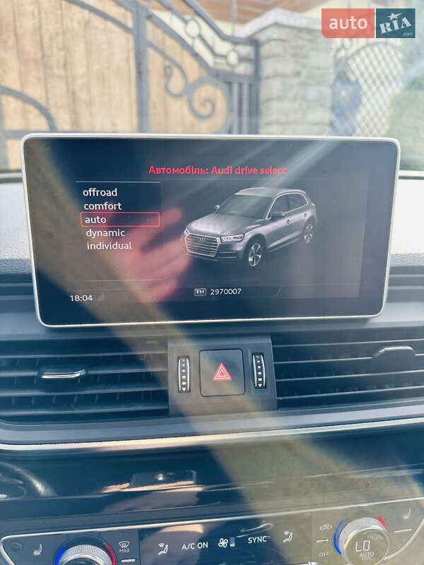 Внедорожник / Кроссовер Audi Q5 2017 в Каменец-Подольском