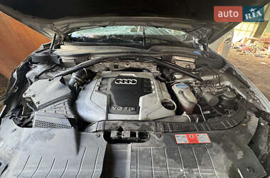 Внедорожник / Кроссовер Audi Q5 2009 в 