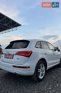 Внедорожник / Кроссовер Audi Q5 2016 в 