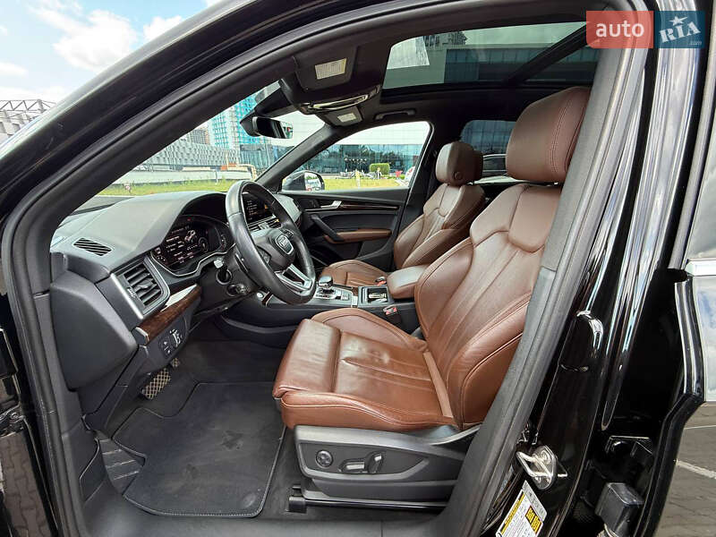 Внедорожник / Кроссовер Audi Q5 2018 в Одессе