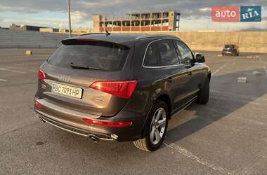 Внедорожник / Кроссовер Audi Q5 2011 в 