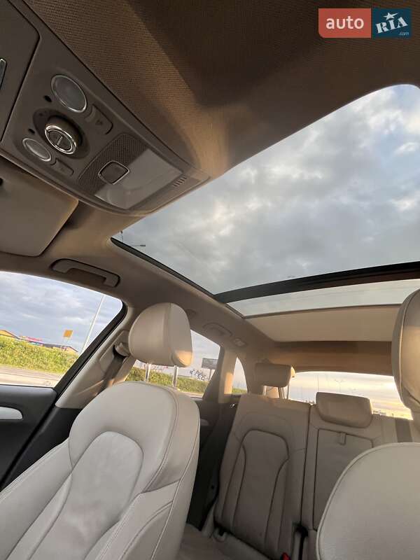 Внедорожник / Кроссовер Audi Q5 2011 в Львове
