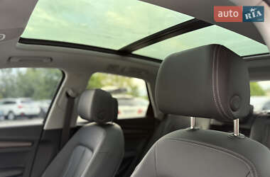 Внедорожник / Кроссовер Audi Q5 2022 в 