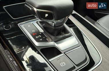 Внедорожник / Кроссовер Audi Q5 2022 в 