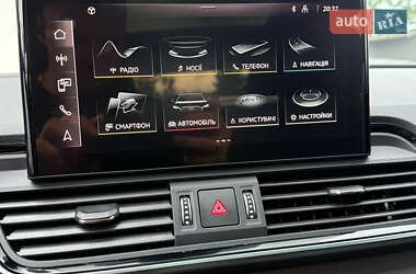 Внедорожник / Кроссовер Audi Q5 2022 в 