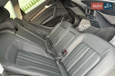 Внедорожник / Кроссовер Audi Q5 2022 в 
