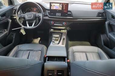 Внедорожник / Кроссовер Audi Q5 2021 в 
