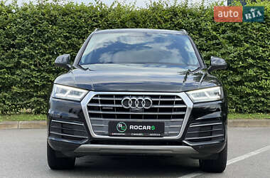 Внедорожник / Кроссовер Audi Q5 2018 в 
