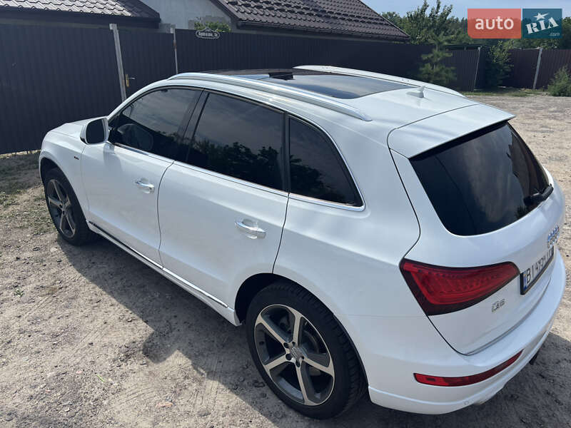 Внедорожник / Кроссовер Audi Q5 2015 в Полтаве