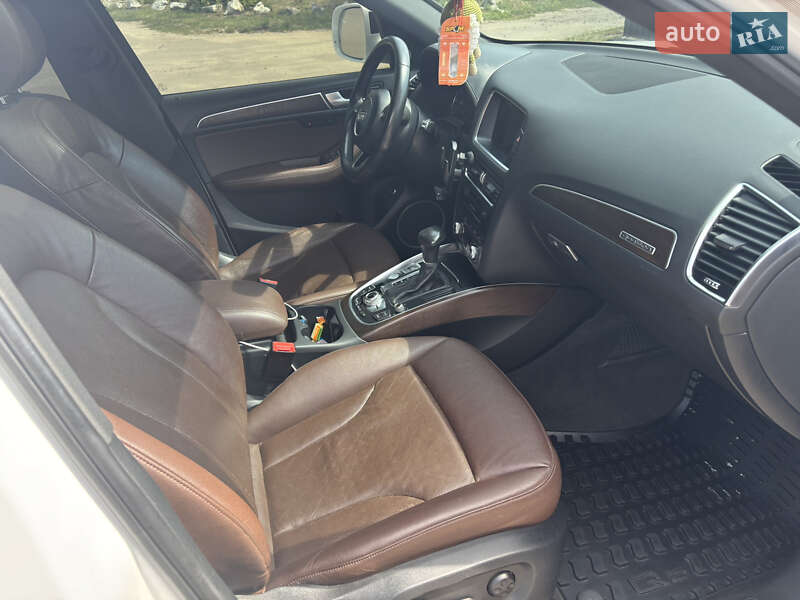Внедорожник / Кроссовер Audi Q5 2015 в Полтаве