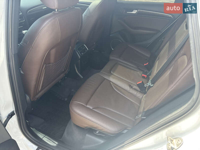 Внедорожник / Кроссовер Audi Q5 2015 в Полтаве