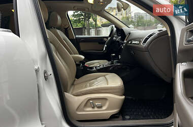 Внедорожник / Кроссовер Audi Q5 2012 в 