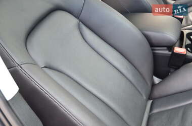 Внедорожник / Кроссовер Audi Q5 2015 в 