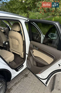 Позашляховик / Кросовер Audi Q5 2014 в 