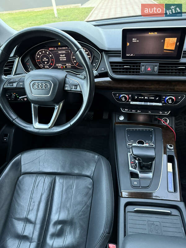 Позашляховик / Кросовер Audi Q5 2019 в Золочеві фото 16 Позашляховик / Кросовер Audi Q5 2019 в Золочеві