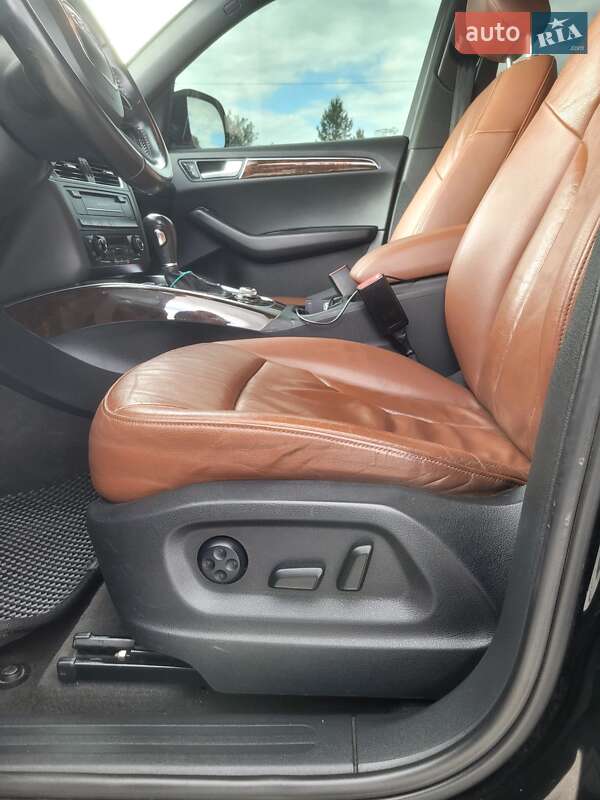 Внедорожник / Кроссовер Audi Q5 2010 в Львове