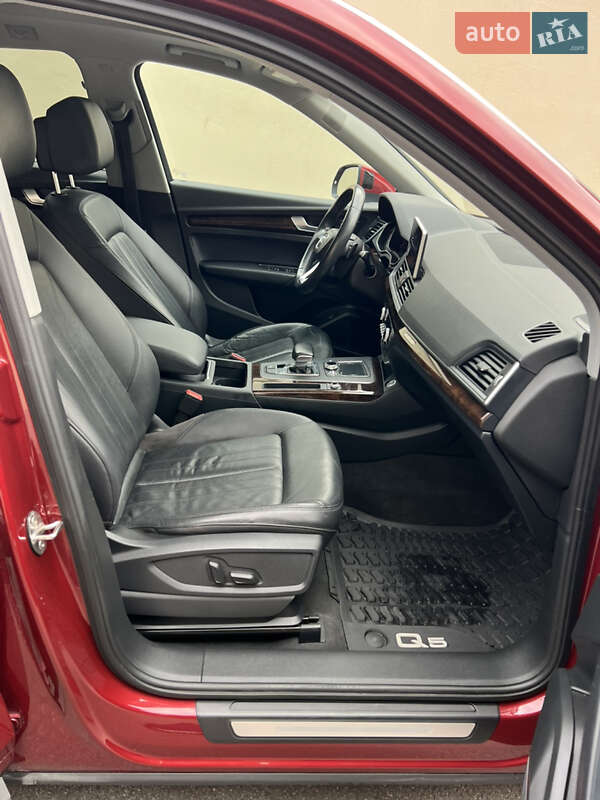 Внедорожник / Кроссовер Audi Q5 2018 в Виннице