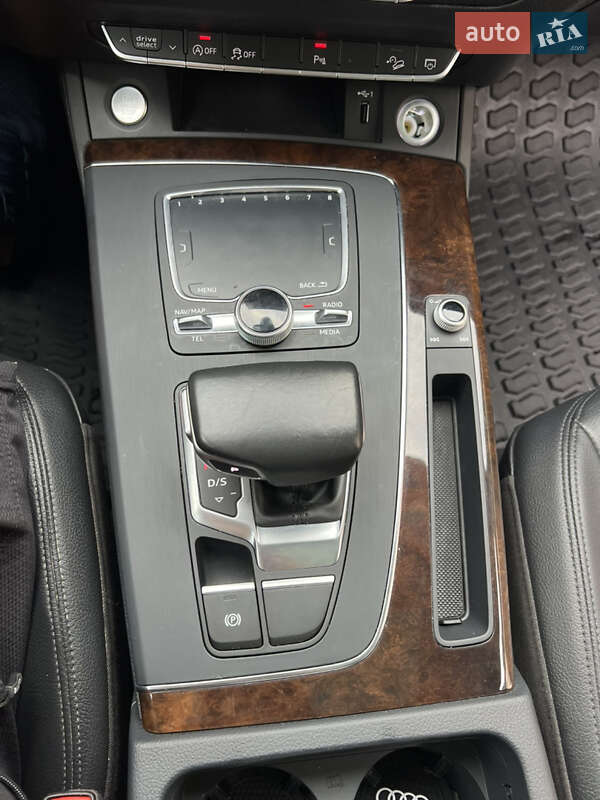 Внедорожник / Кроссовер Audi Q5 2018 в Виннице