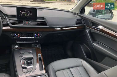 Внедорожник / Кроссовер Audi Q5 2019 в 