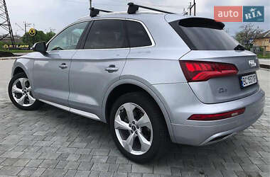 Внедорожник / Кроссовер Audi Q5 2019 в 